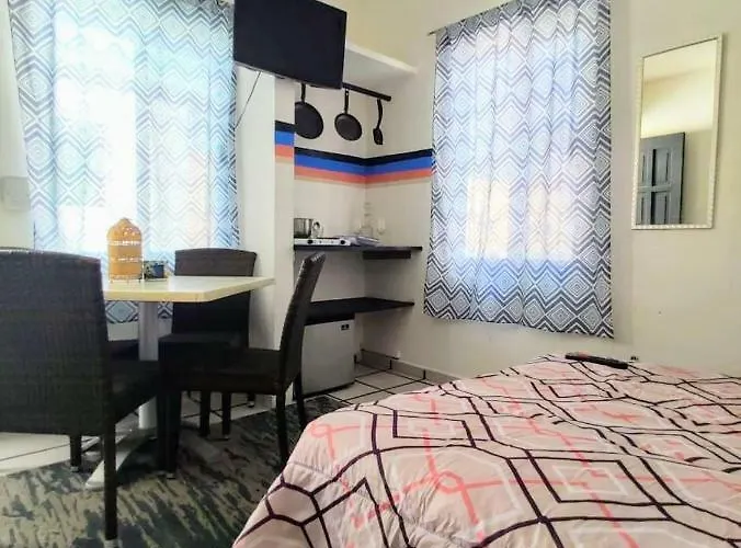 5th Avenue 2 Blocks Away Private Studio * Playa del Carmen